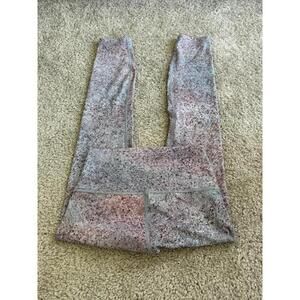 Lululemon Wunder Under Leggings size 6